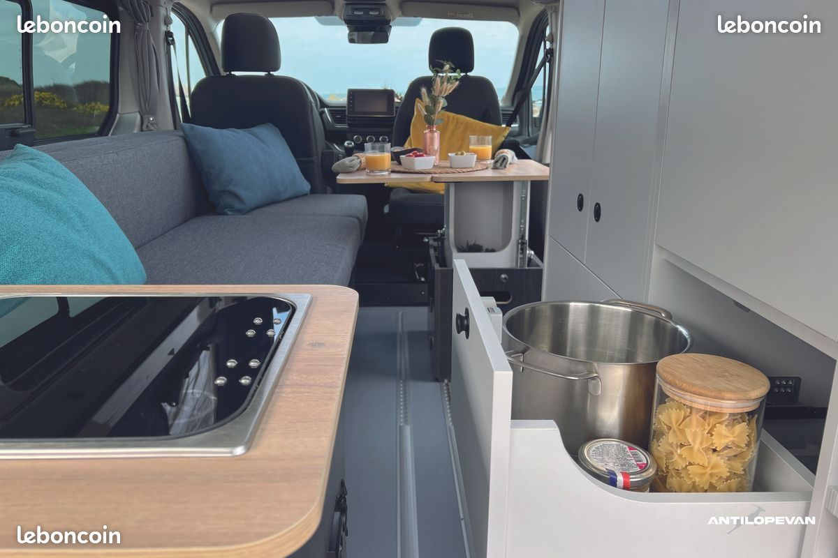 Renault Trafic - Antilope VAN FLEX Confort Plus - Visible au Chambon-Feugerolles